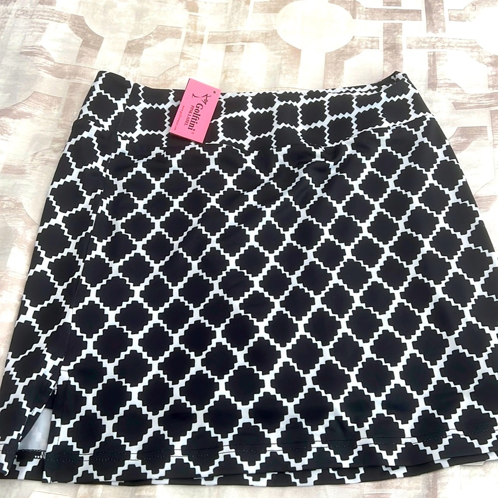 Golftini size L skort, brand new, 18” long, waist 16”,